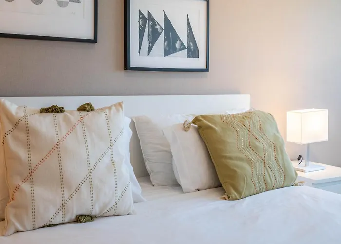 Appartamento Infante Cozy 1br W Parking By Lovelystay *