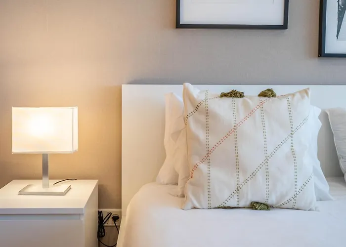 Infante Cozy 1br W Parking By Lovelystay